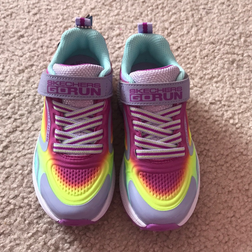 NWT Skechers Go Run Rainbow - no box, but with tags